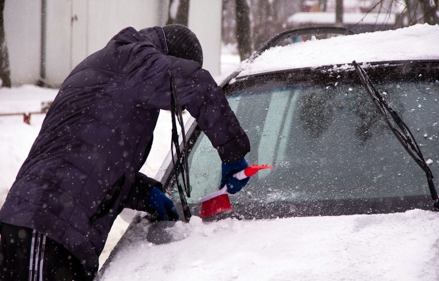 windshield in winter